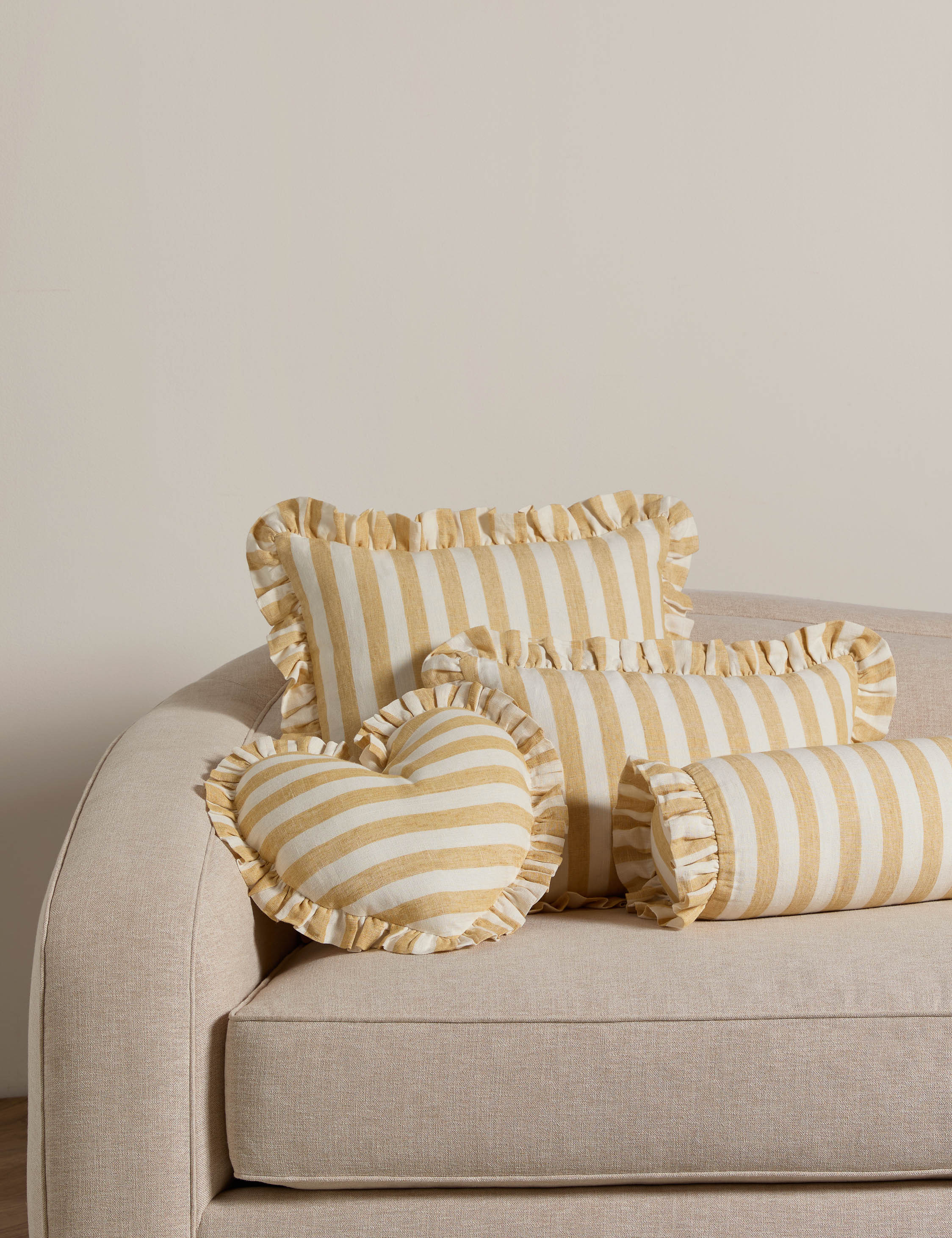 Amaroso Linen Ruffle Pillow - Image 2