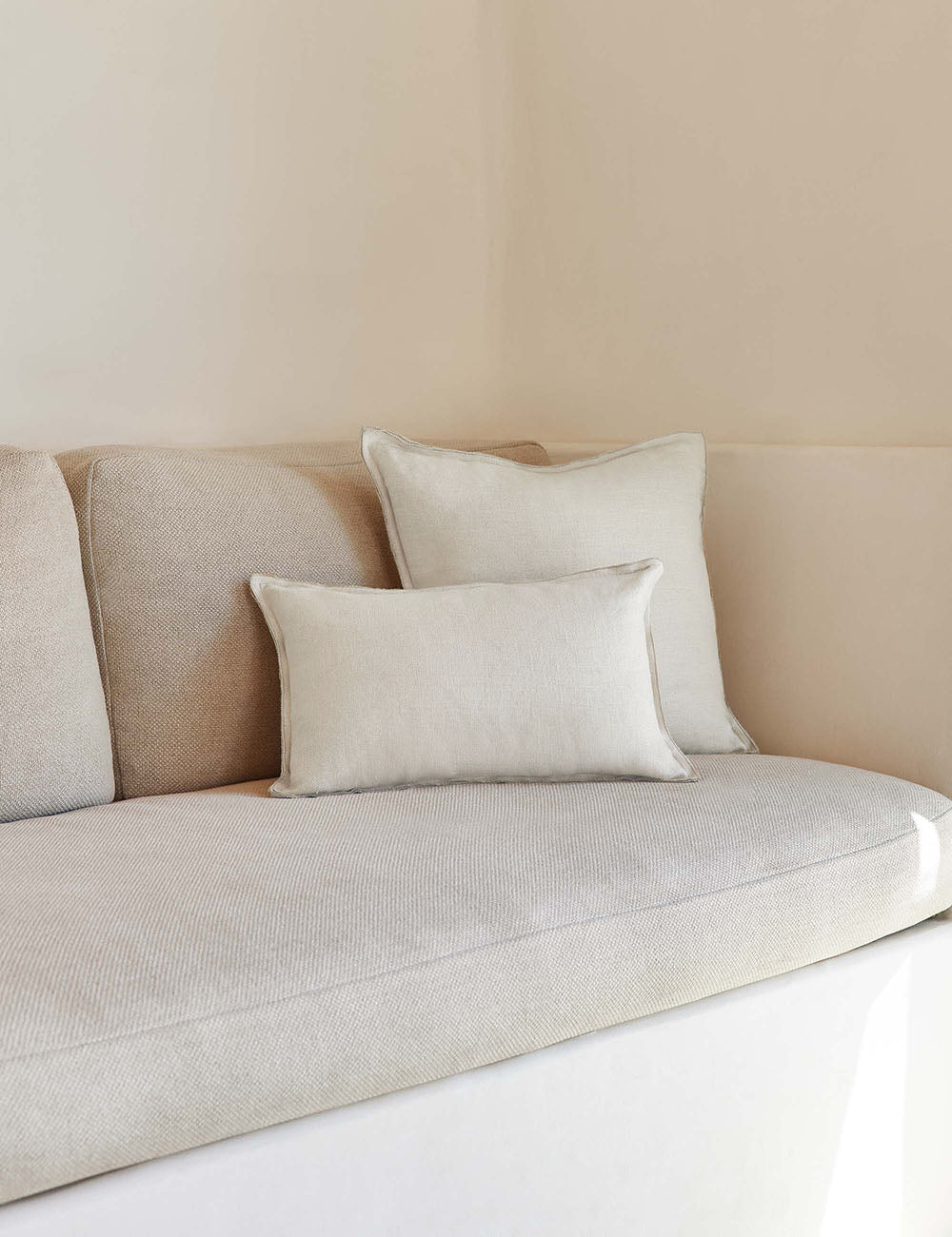 Arlo Linen Pillow - Image 62
