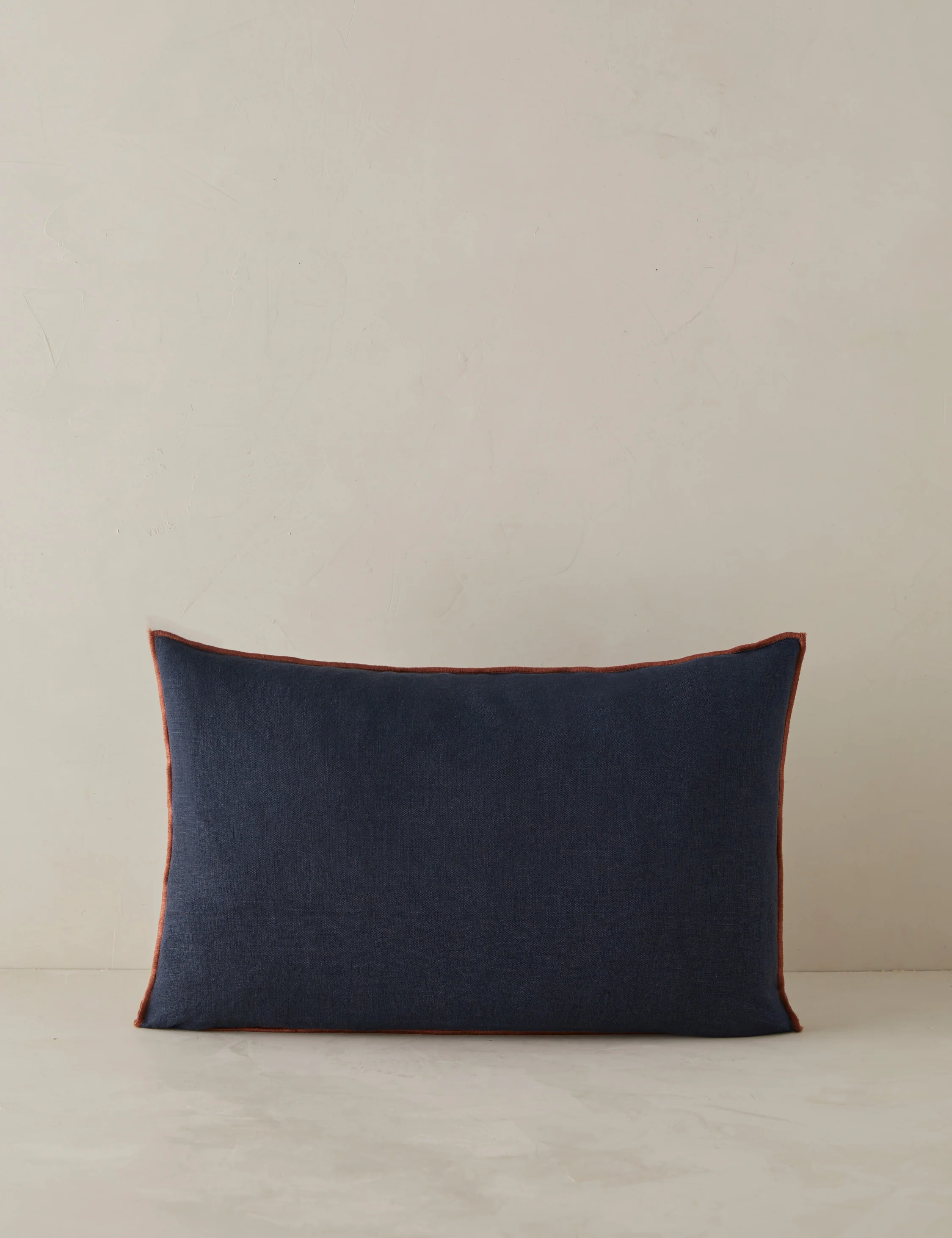 Carys Contrast Linen Pillow - Image 15