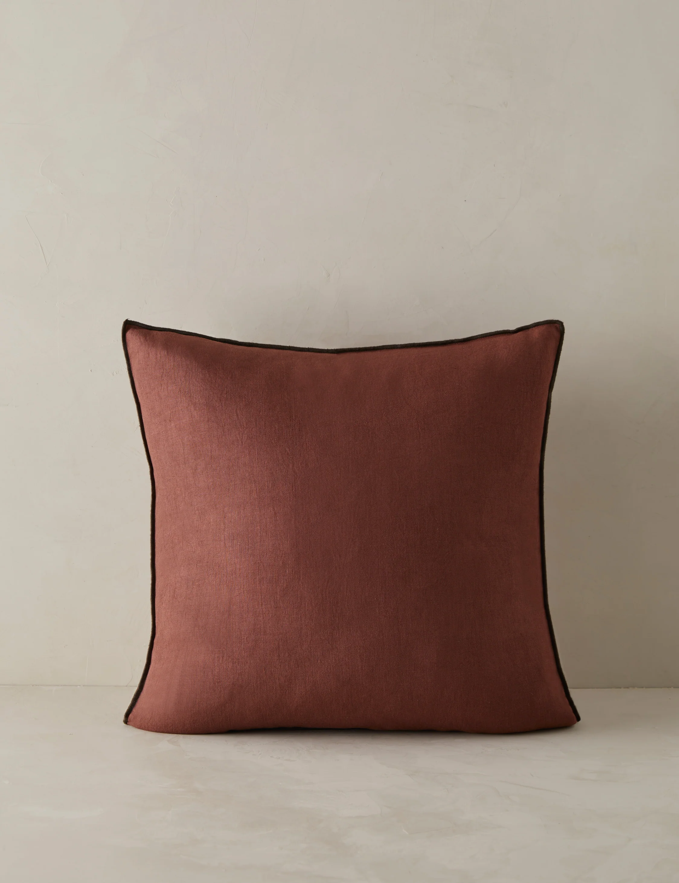 Carys Contrast Linen Pillow - Image 6