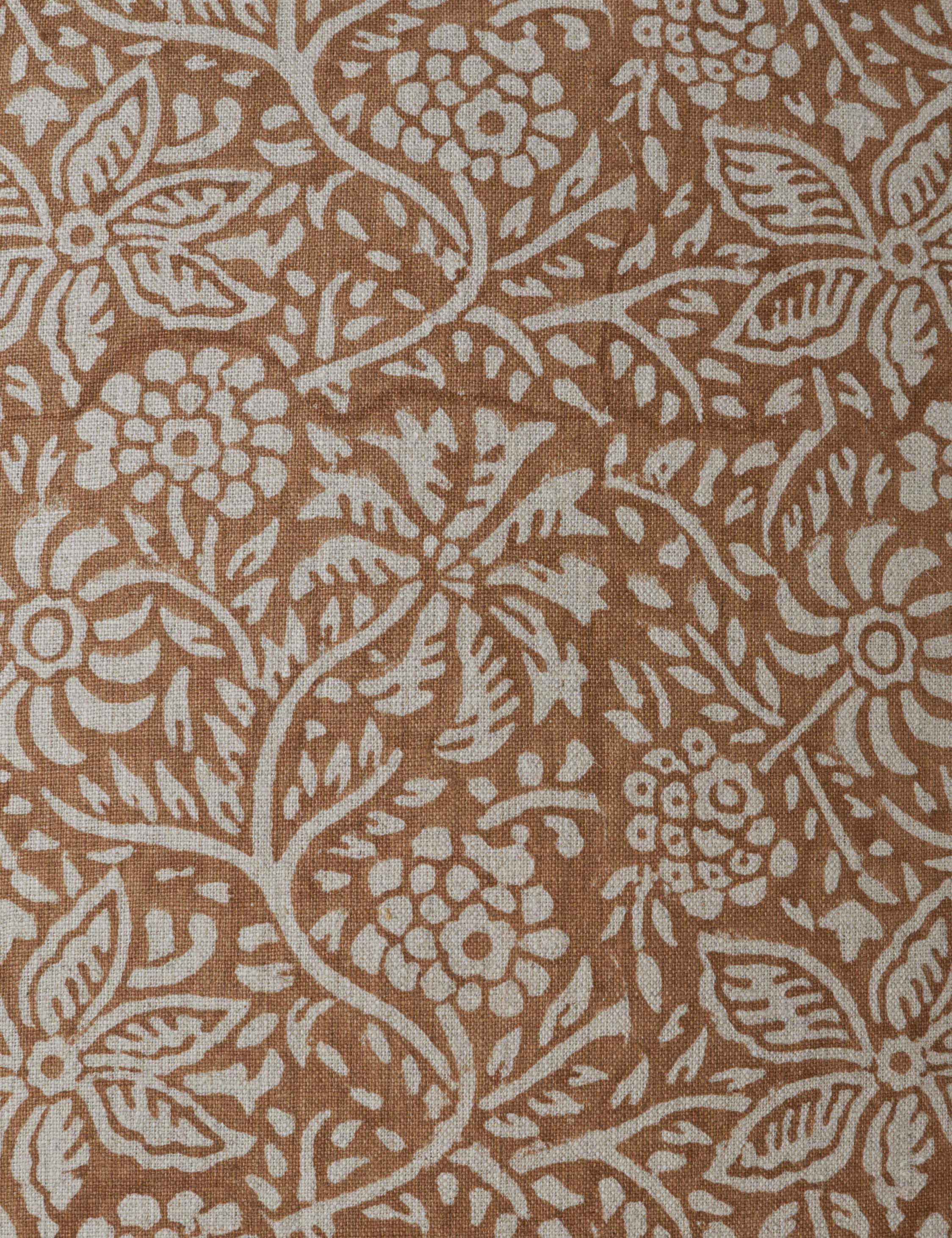 Clea Linen Pillow - Image 8