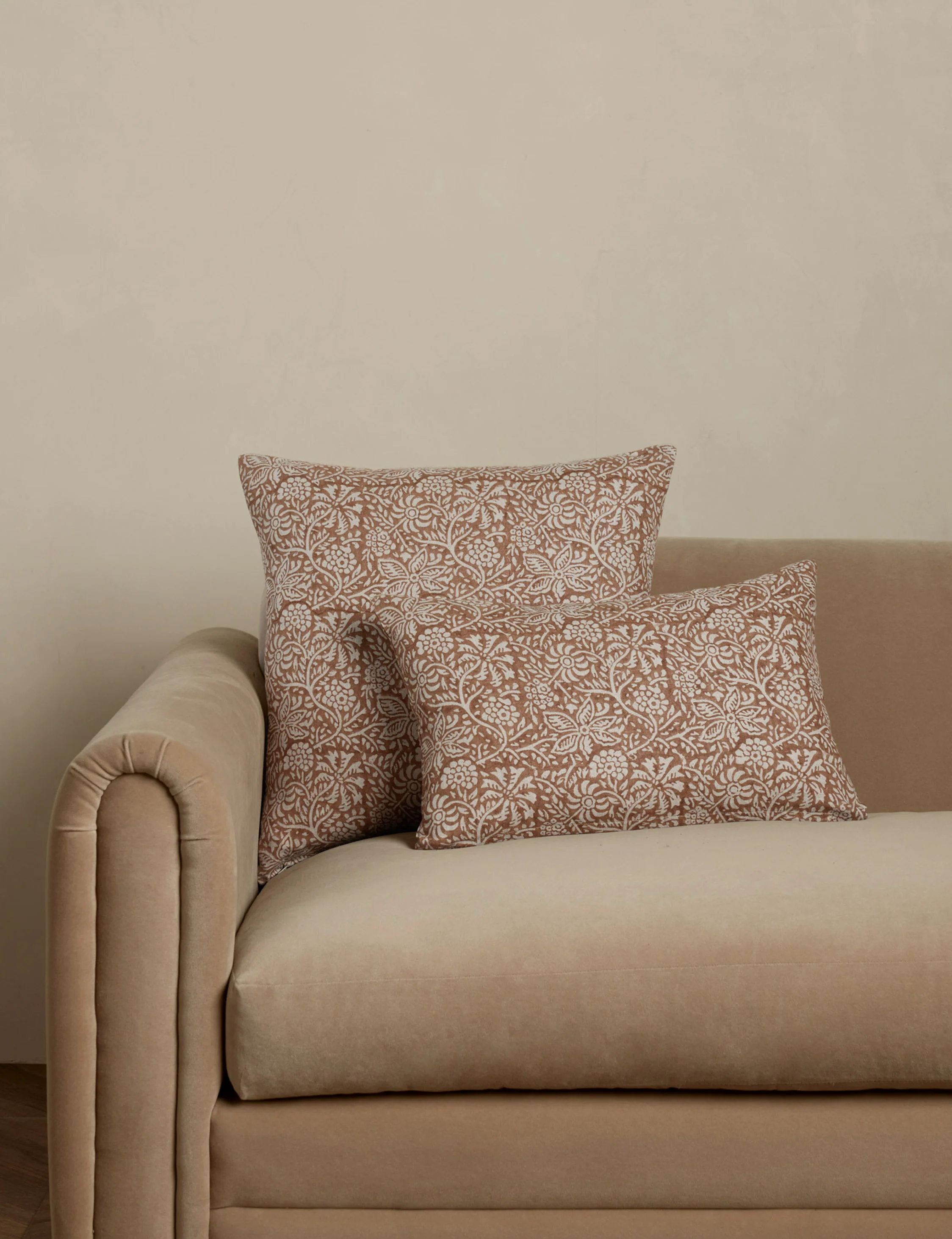 Clea Linen Pillow - Image 9