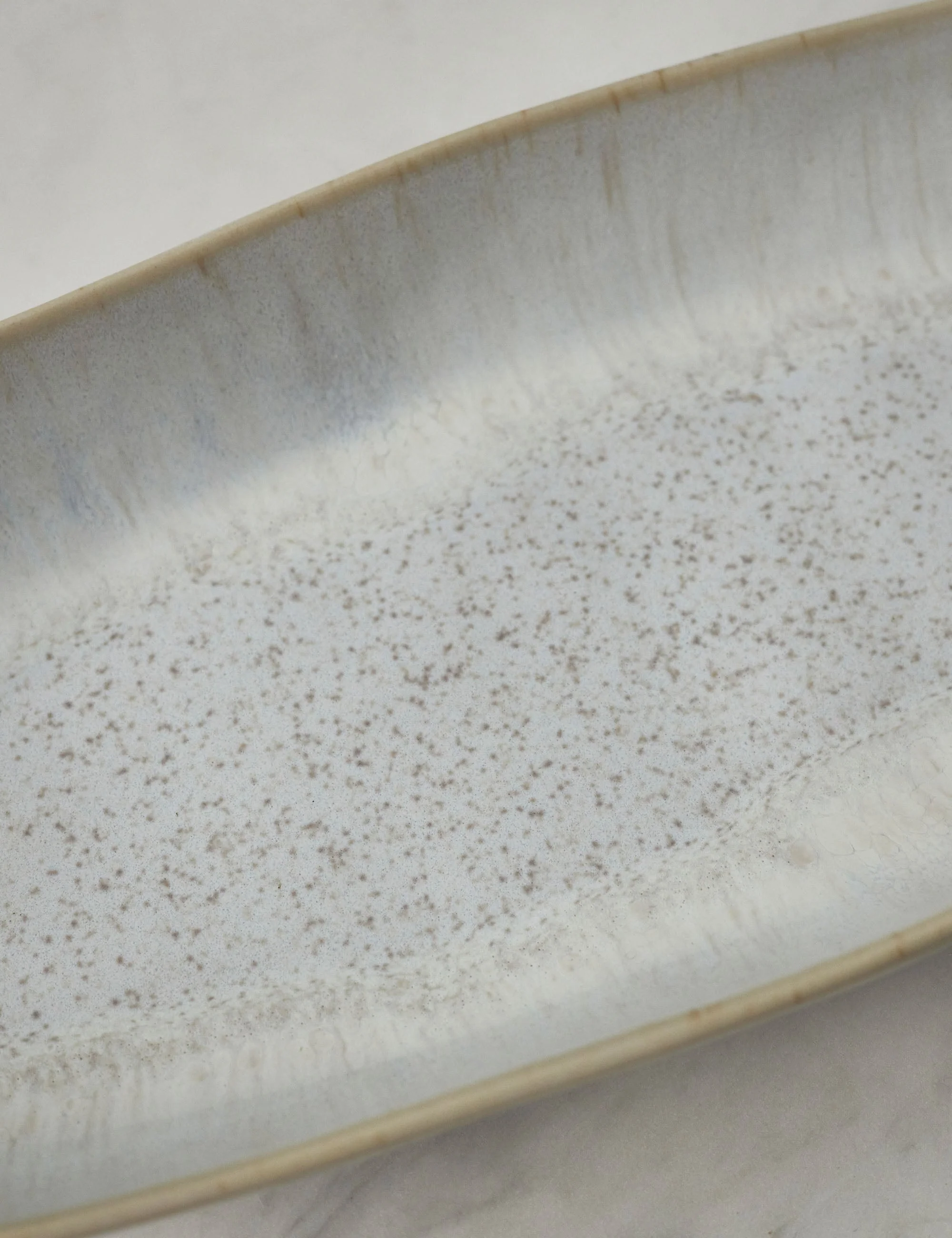 Eivissa Oval Serving Platte by Casafina - Image 5