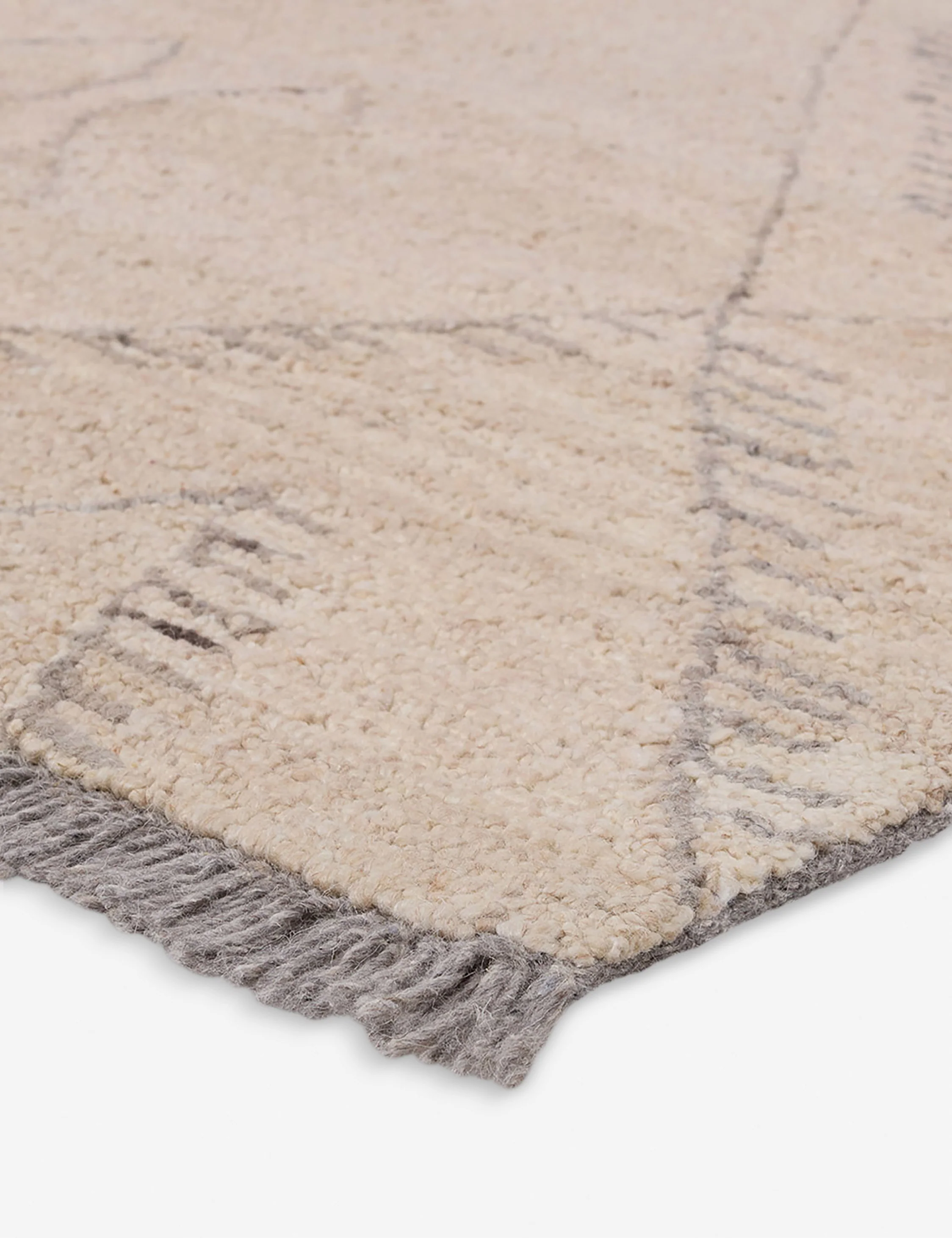 Esca Hand-Tufted Wool Moroccan-Style Rug - Image 2