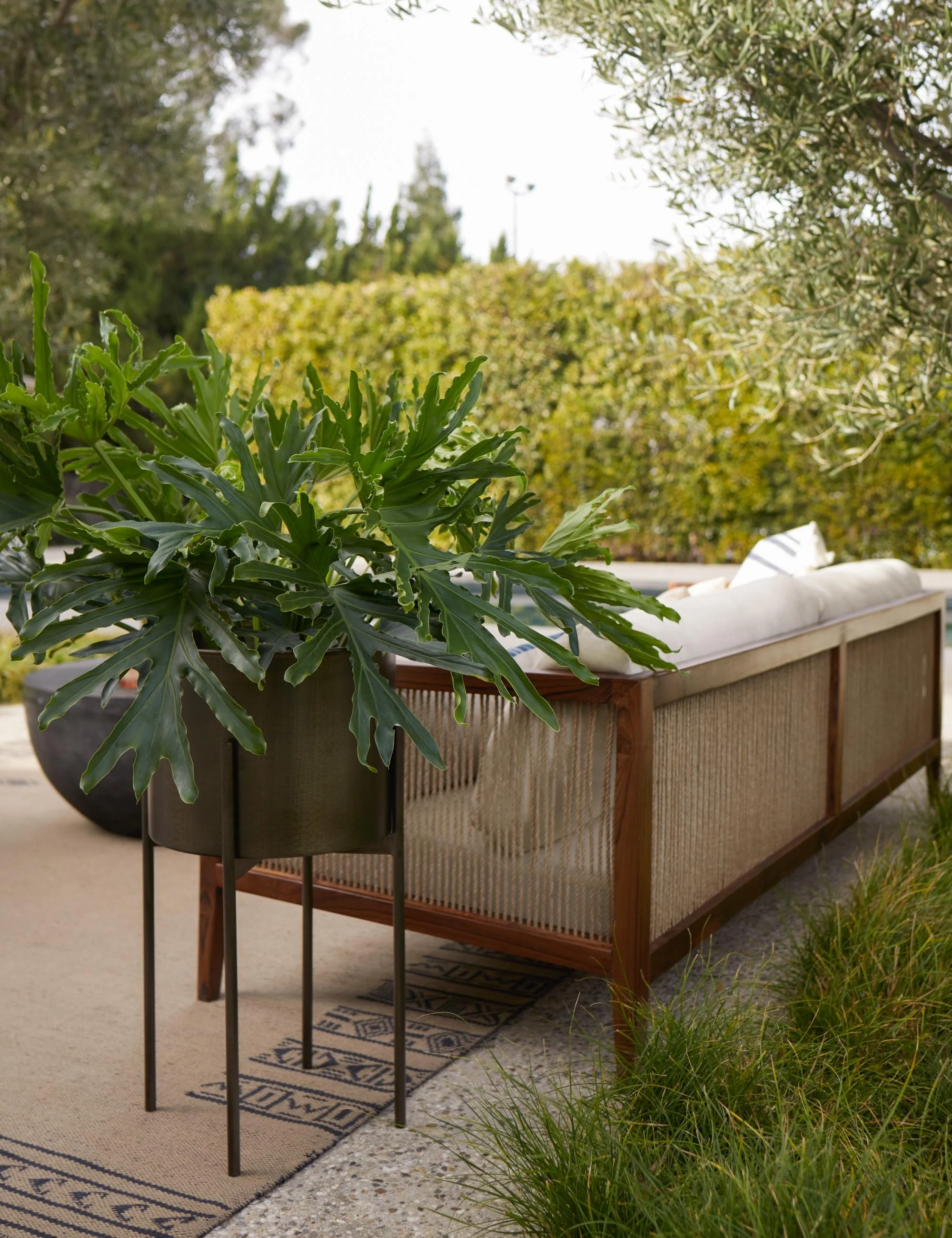 Francine Planter Pot - Image 3