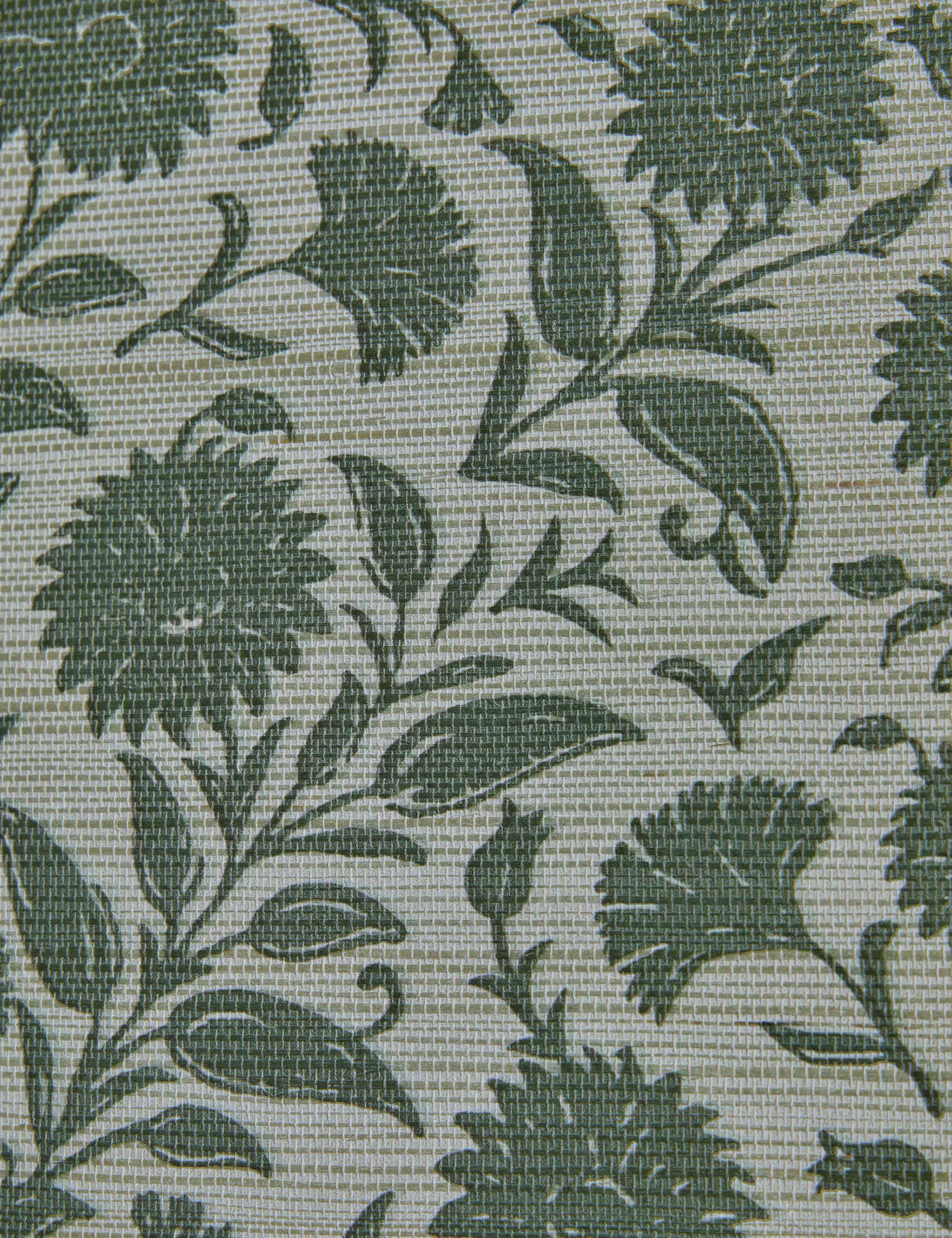 Fransen Grasscloth Wallpaper - Image 3