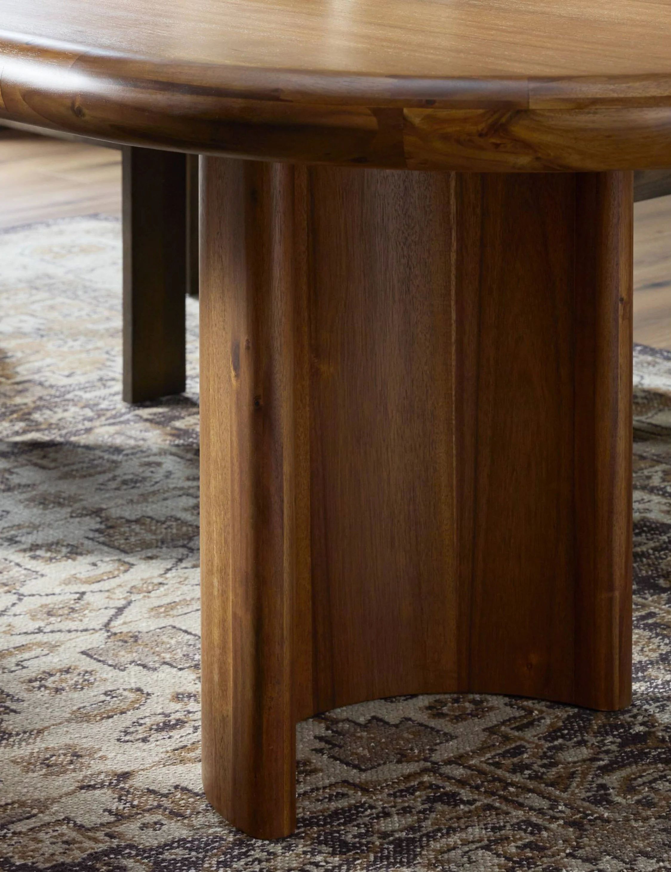 Gilda Extendable Oval Dining Table - Image 3