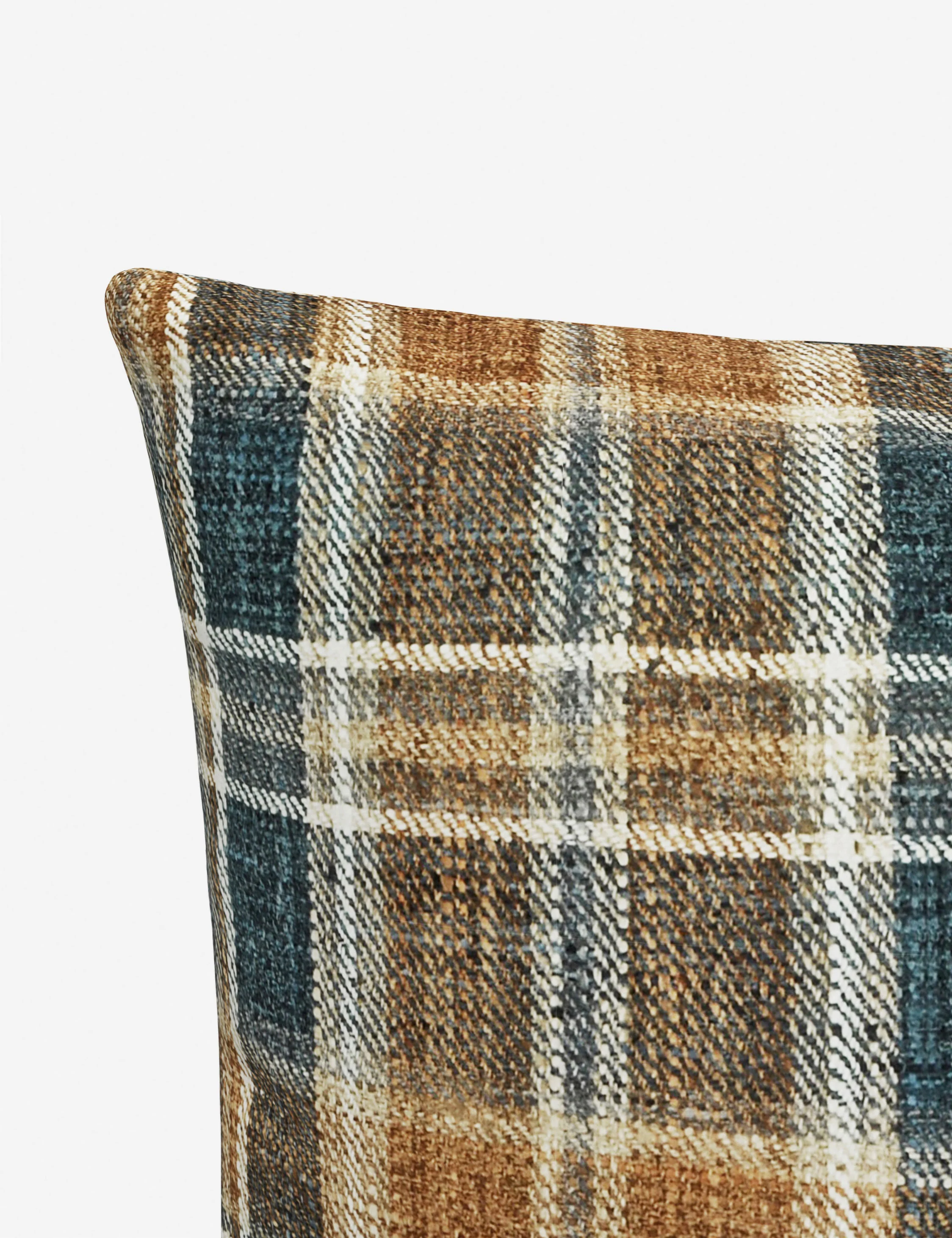 Golding Pillow - Image 4