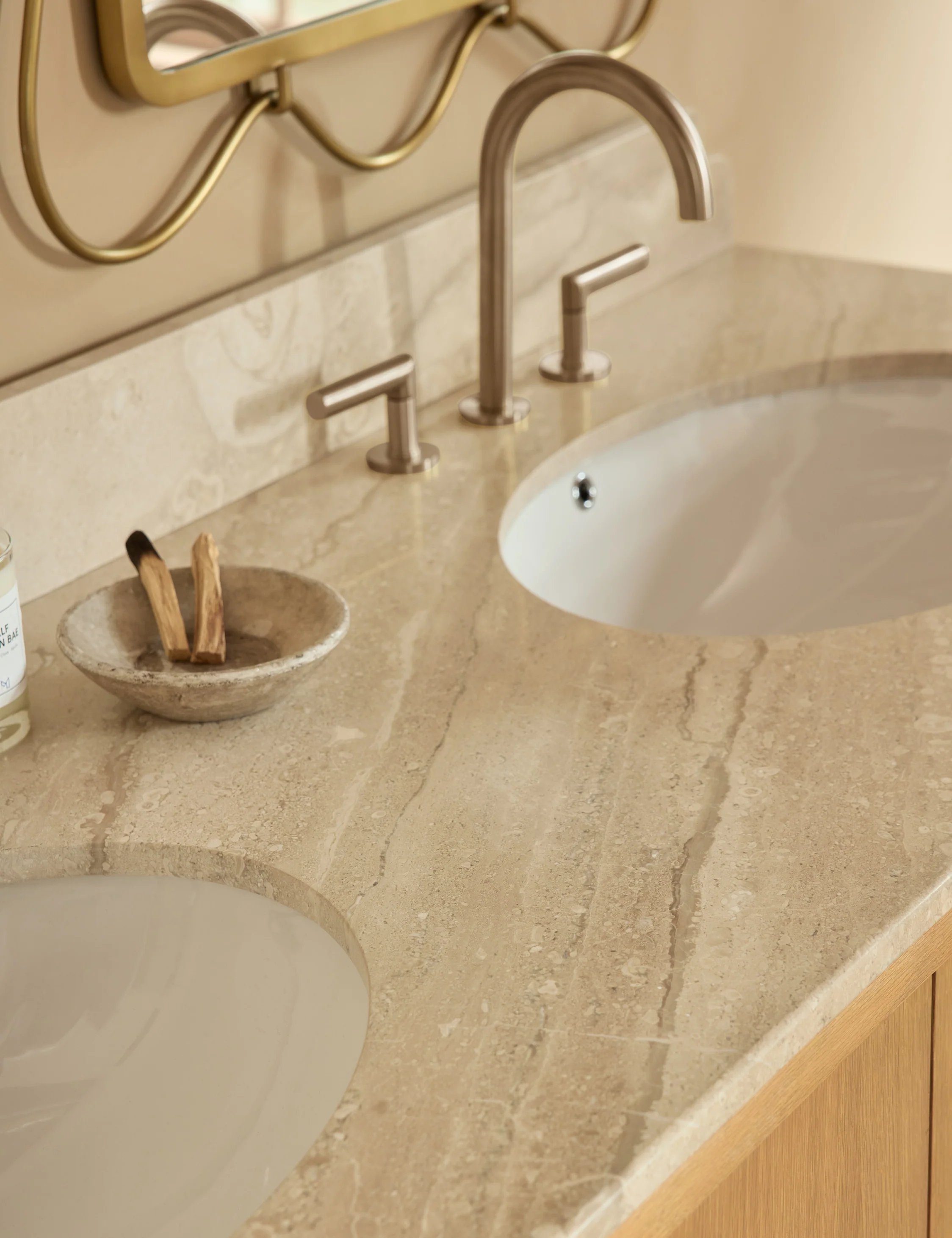 Hartnoll Bath Vanity - Image 4