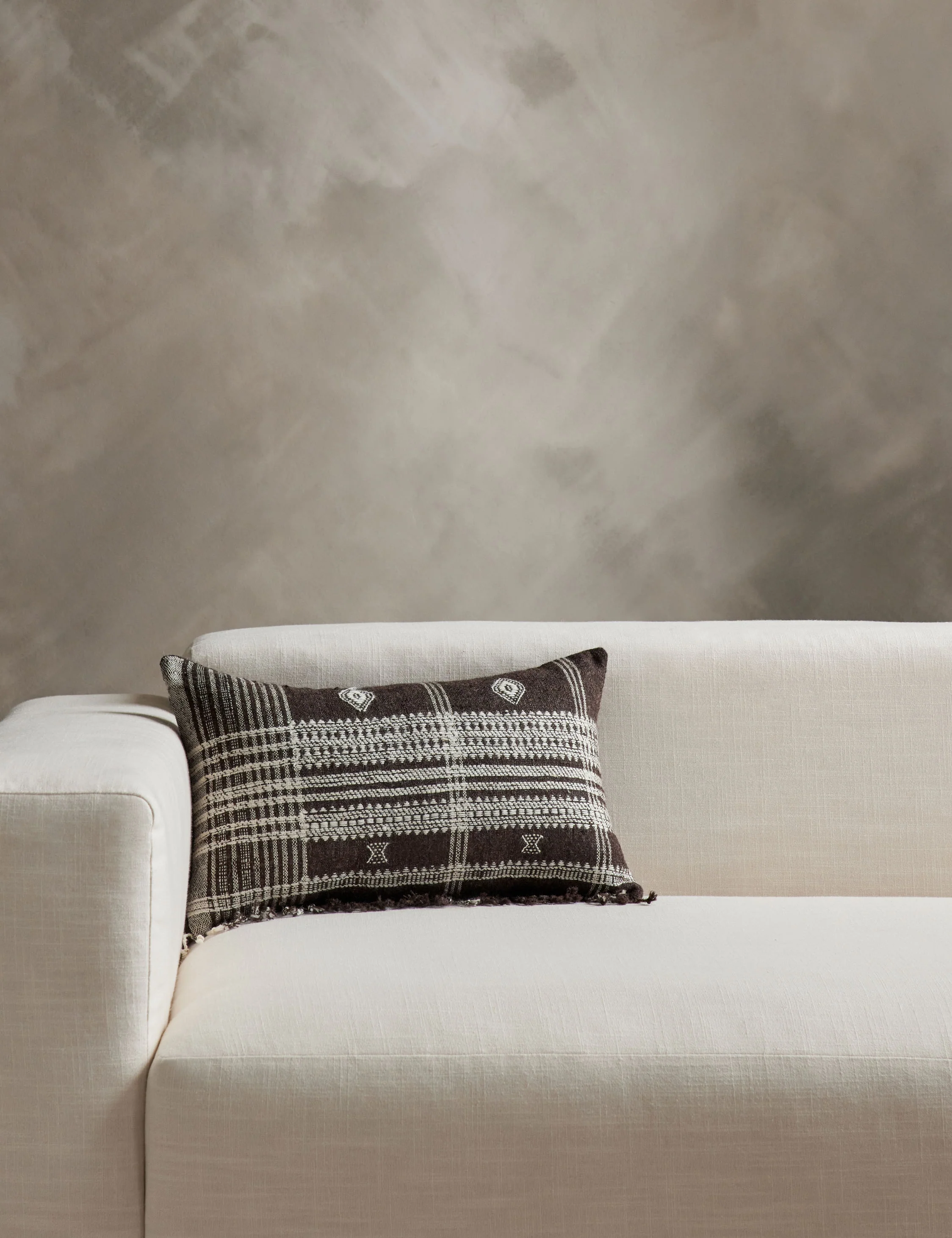 Kavia Pillow - Image 41