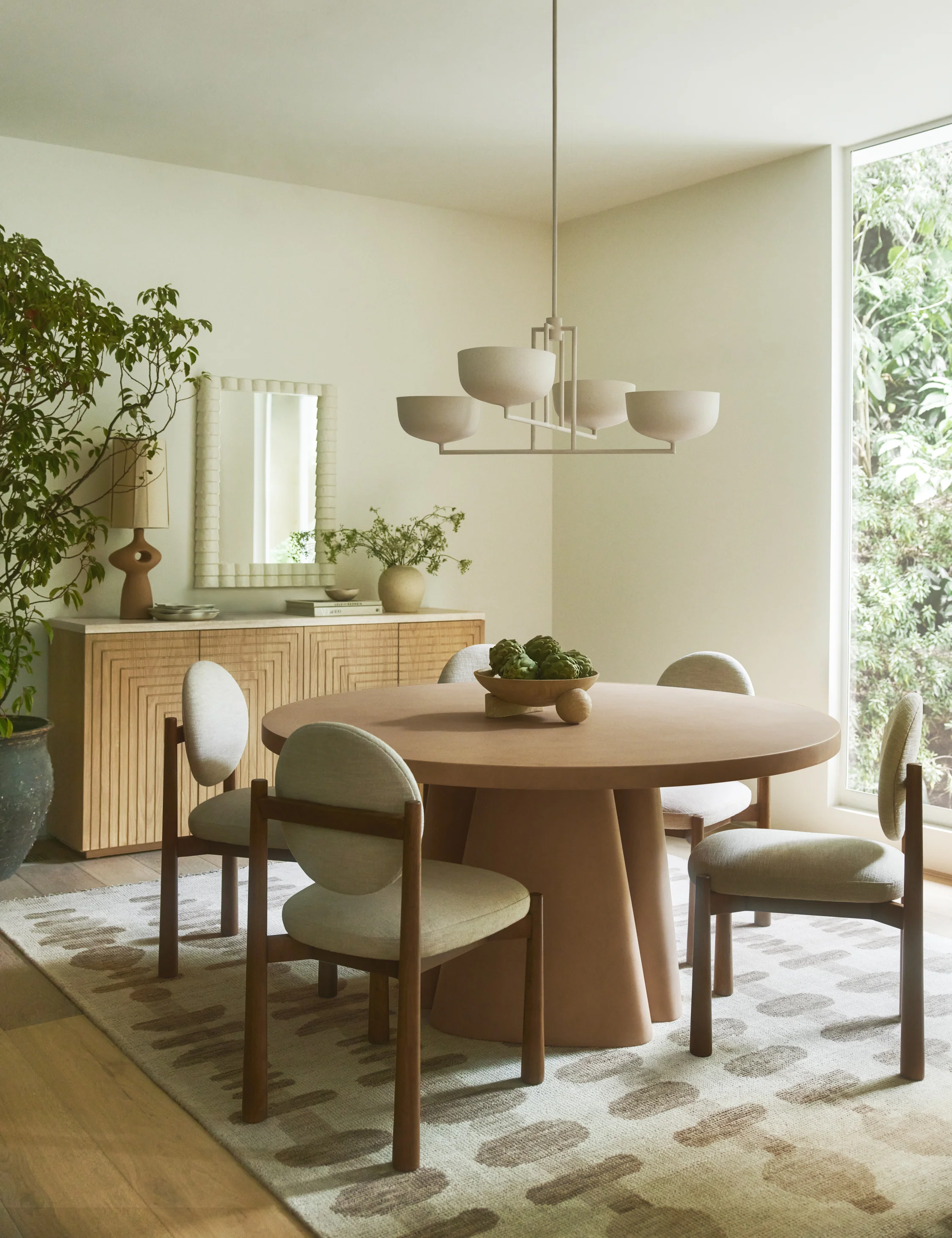 Keating Indoor / Outdoor Round Dining Table