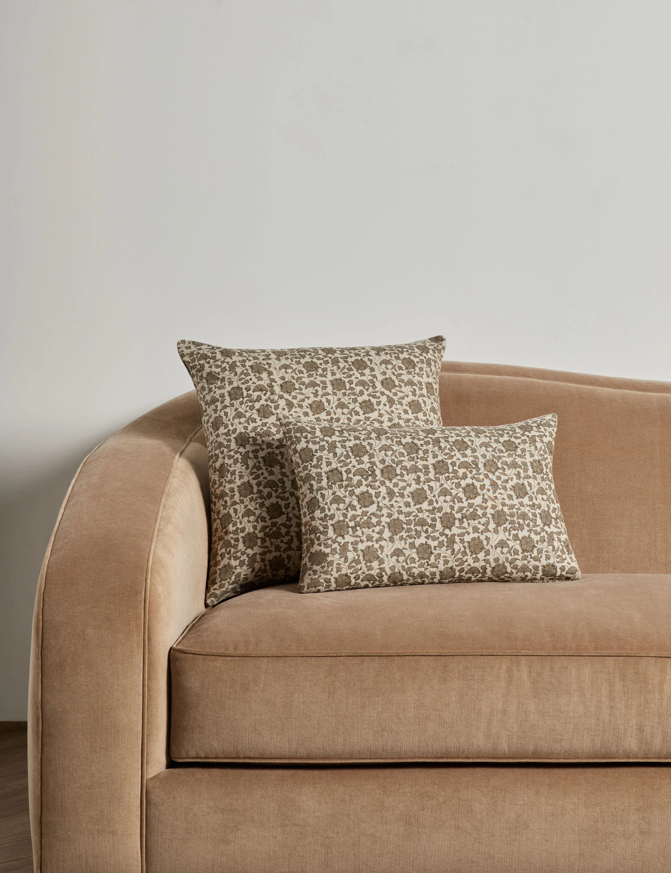Lavelanet Linen Pillow - Image 14