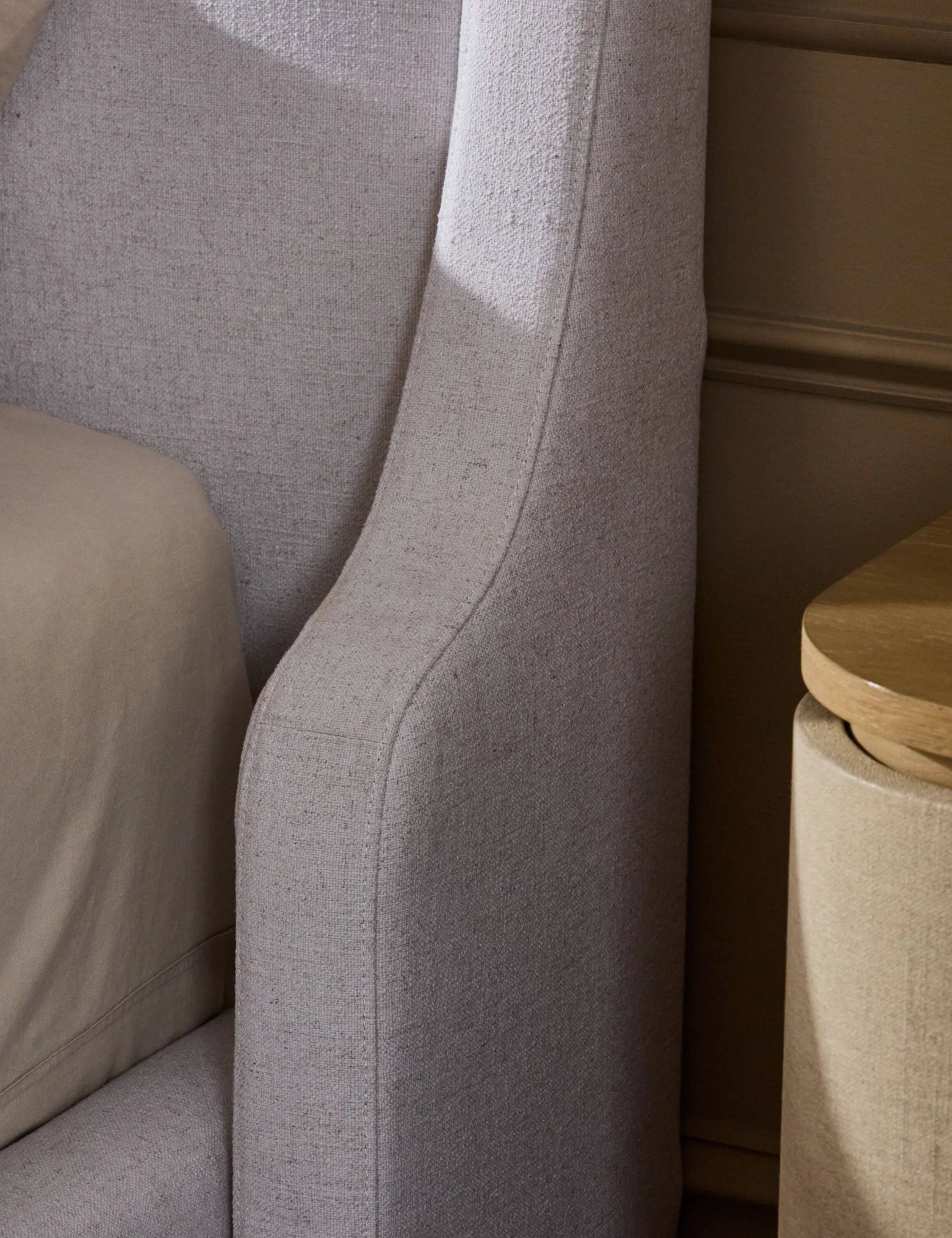 Lucine Platform Bed - Image 5