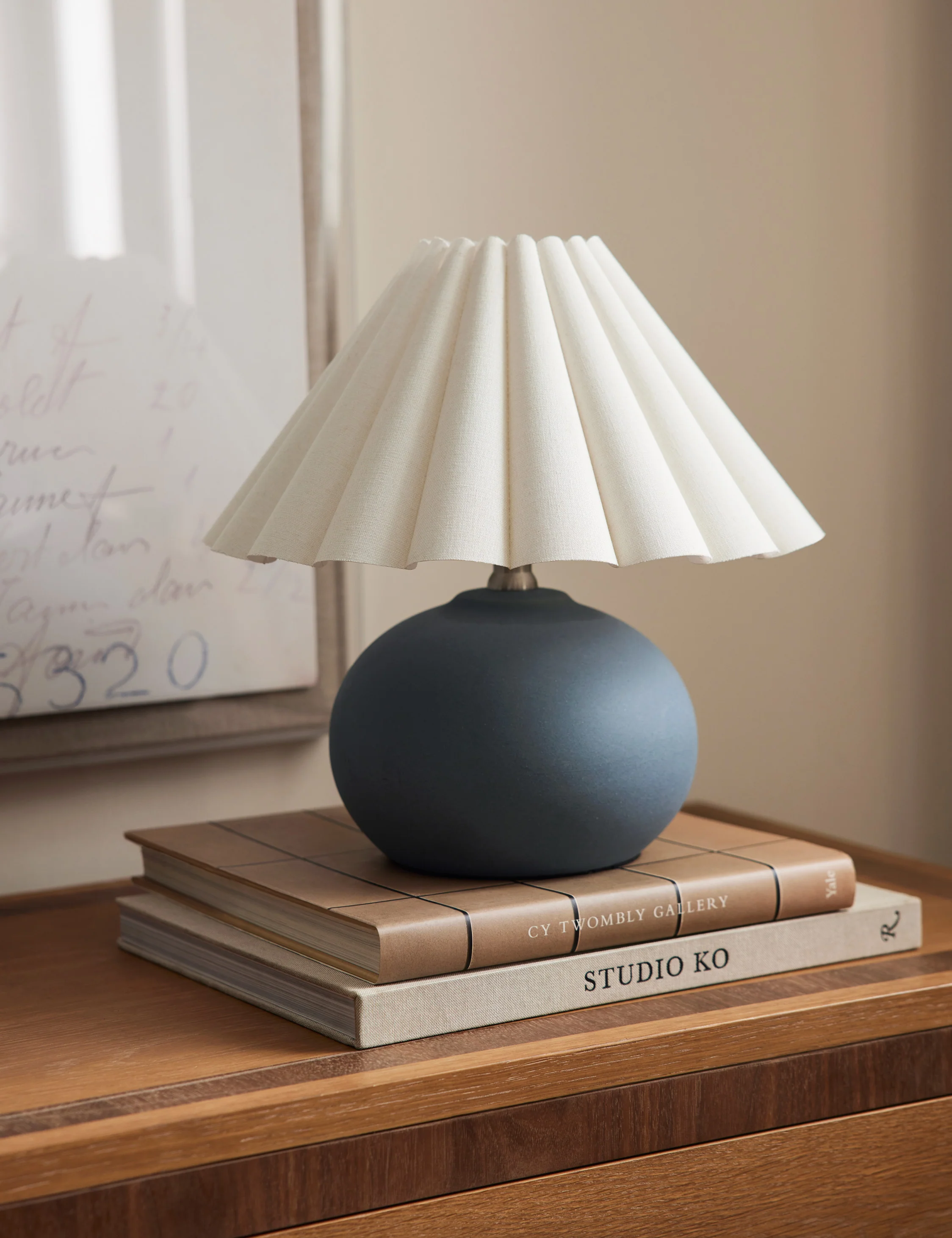 Luis Table Lamp - Image 12