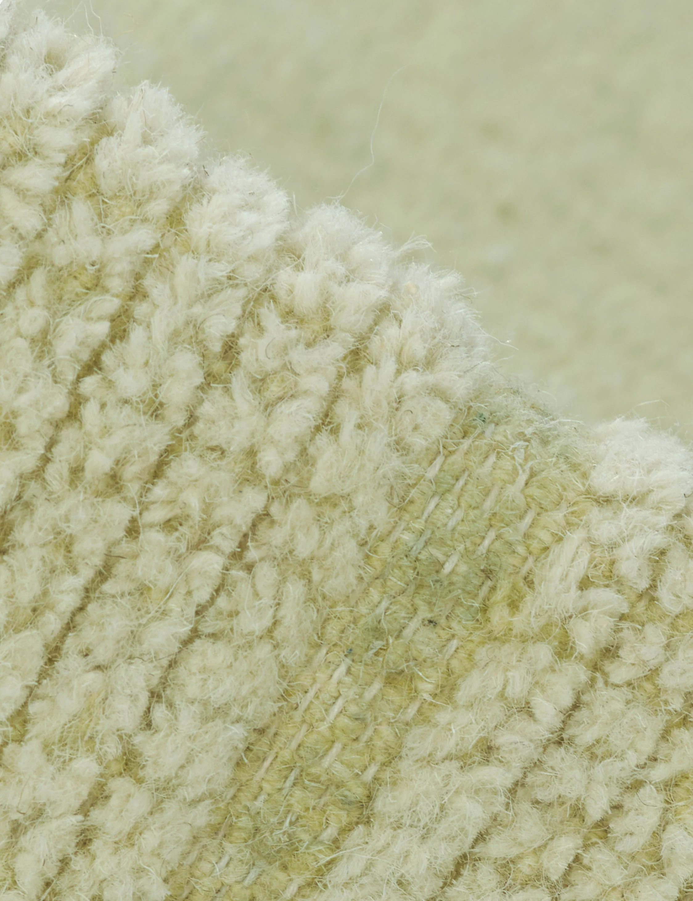 Lulit Handwoven Wool Rug - Image 4