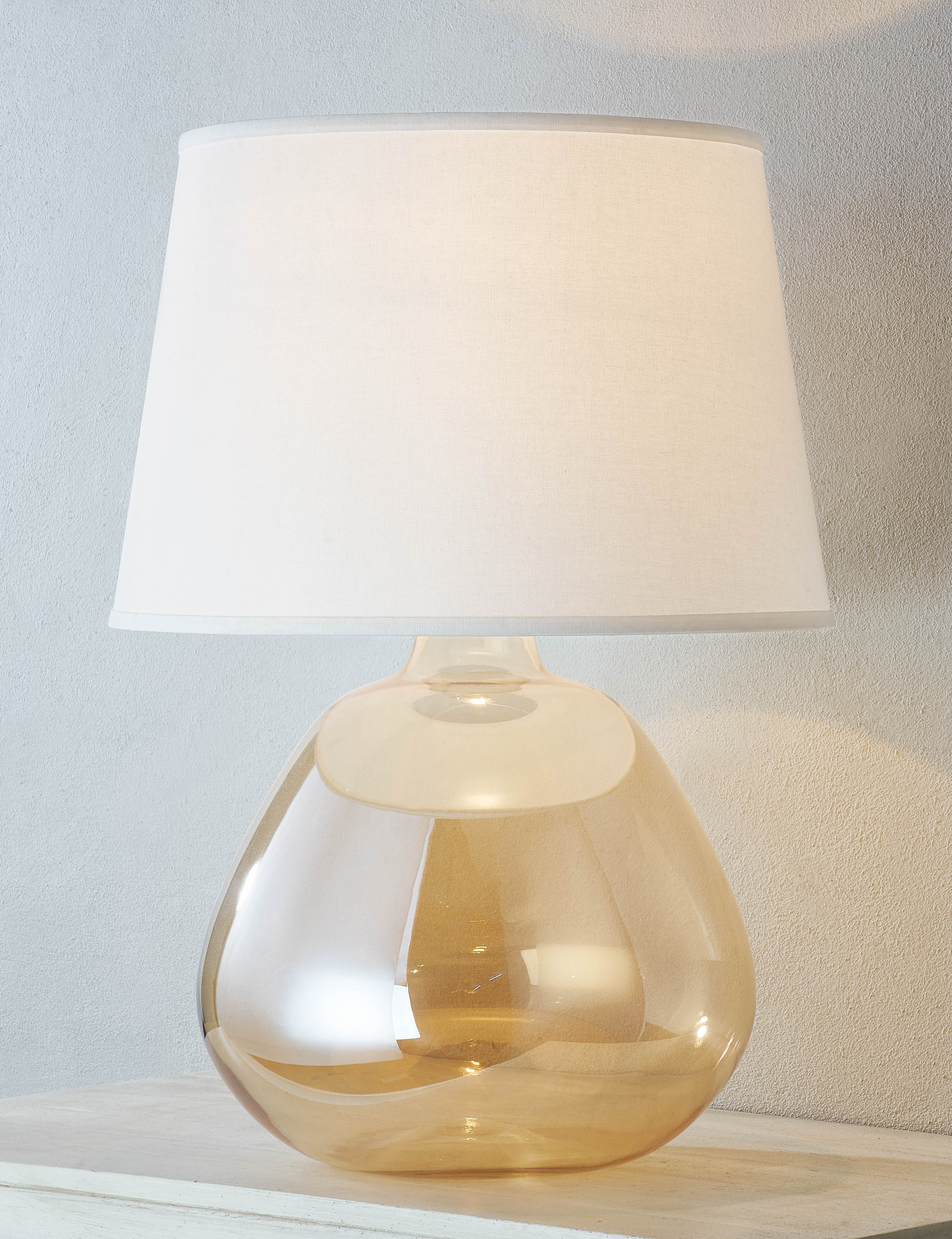 Macedo Table Lamp - Image 2