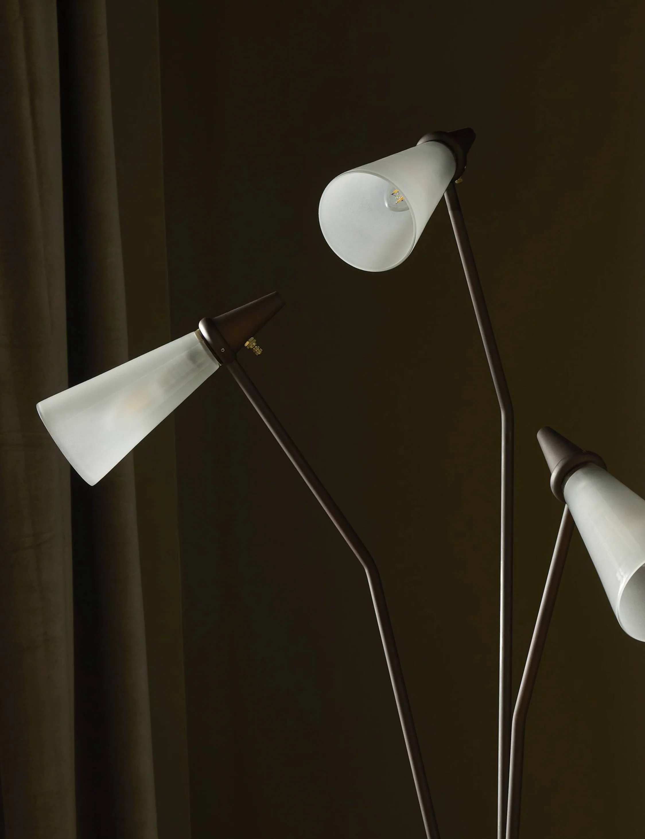 Marciano Floor Lamp - Image 3