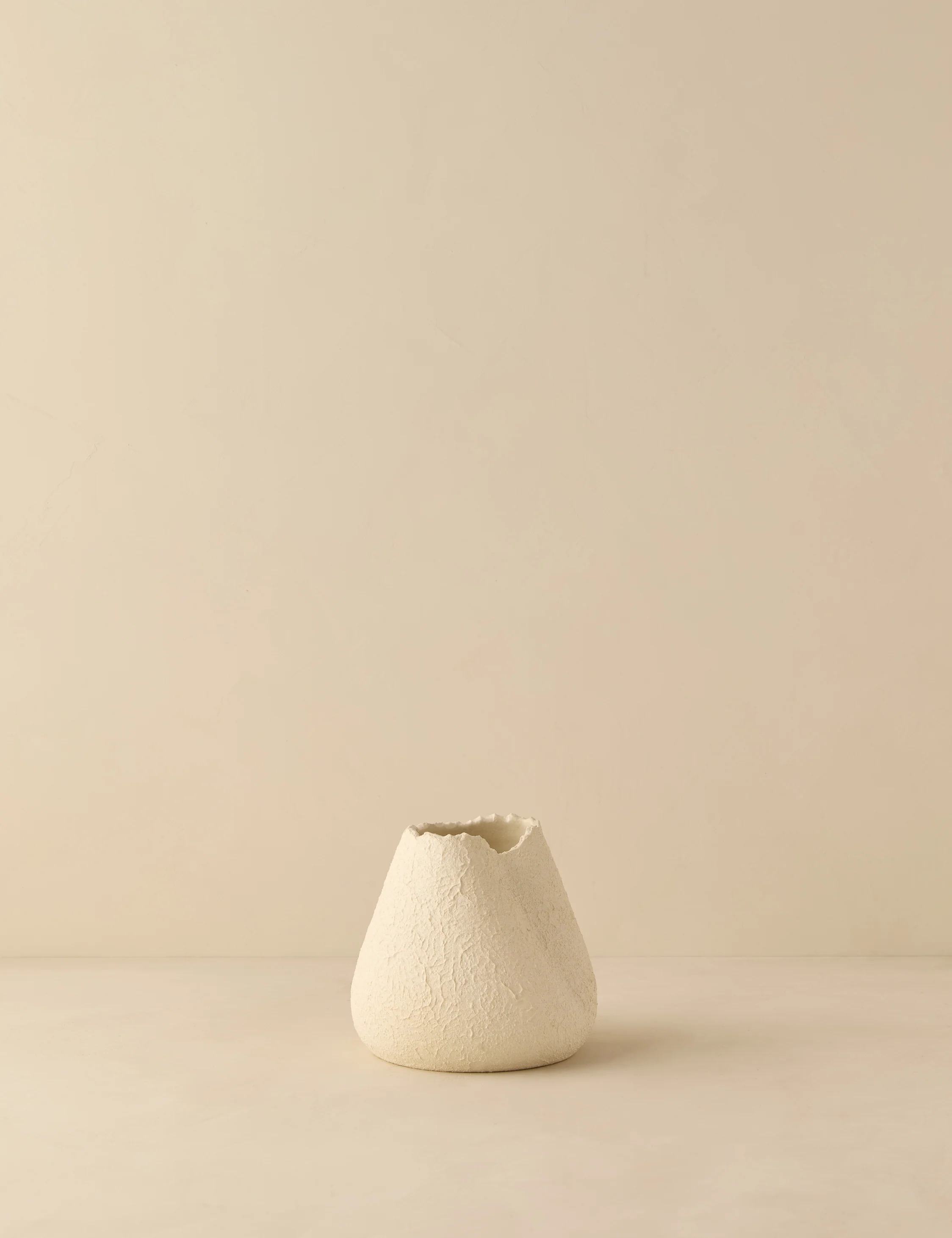 Phoebe Vase by dumæ - Image 3