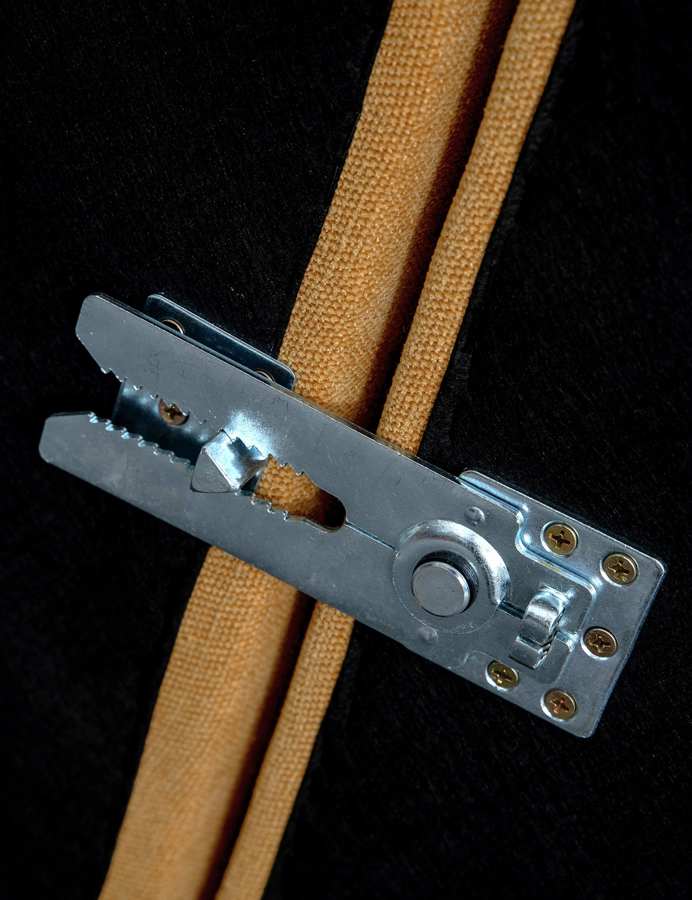 Romany Sofa - Image 21