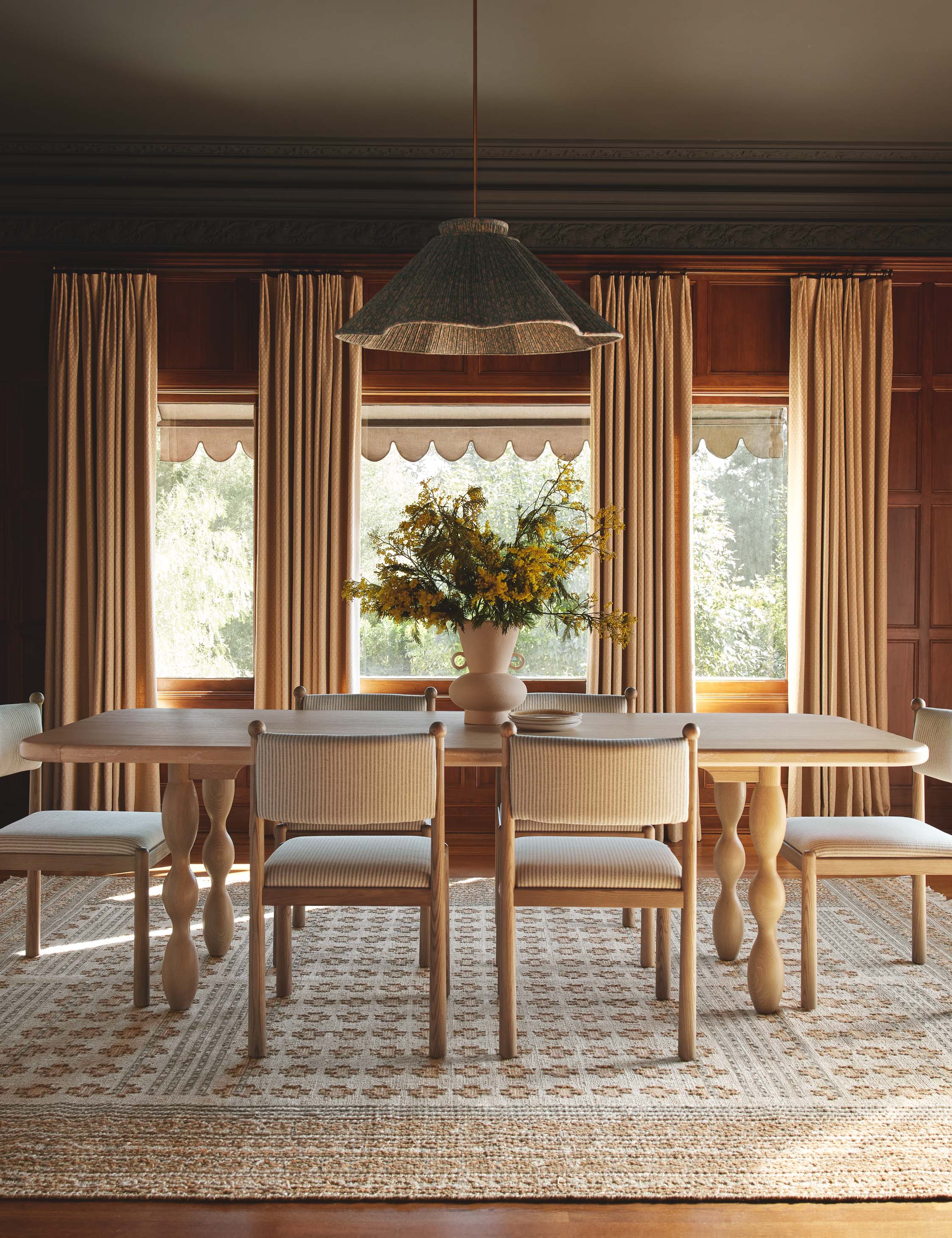 Rosita Dining Table