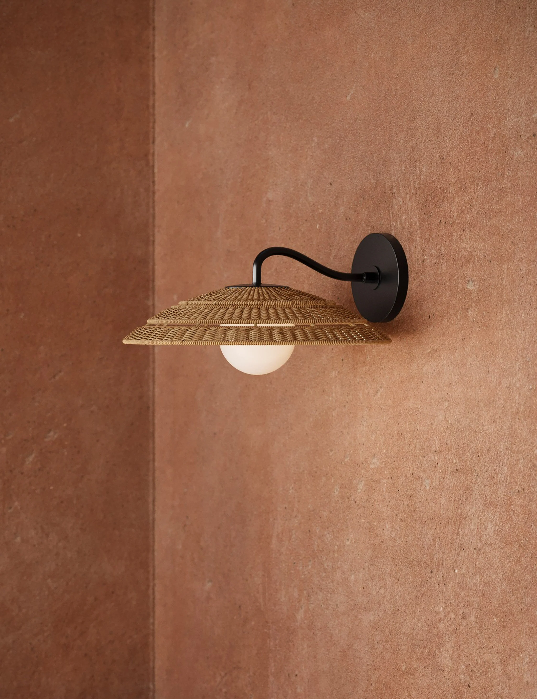Sabella Outdoor Sconce