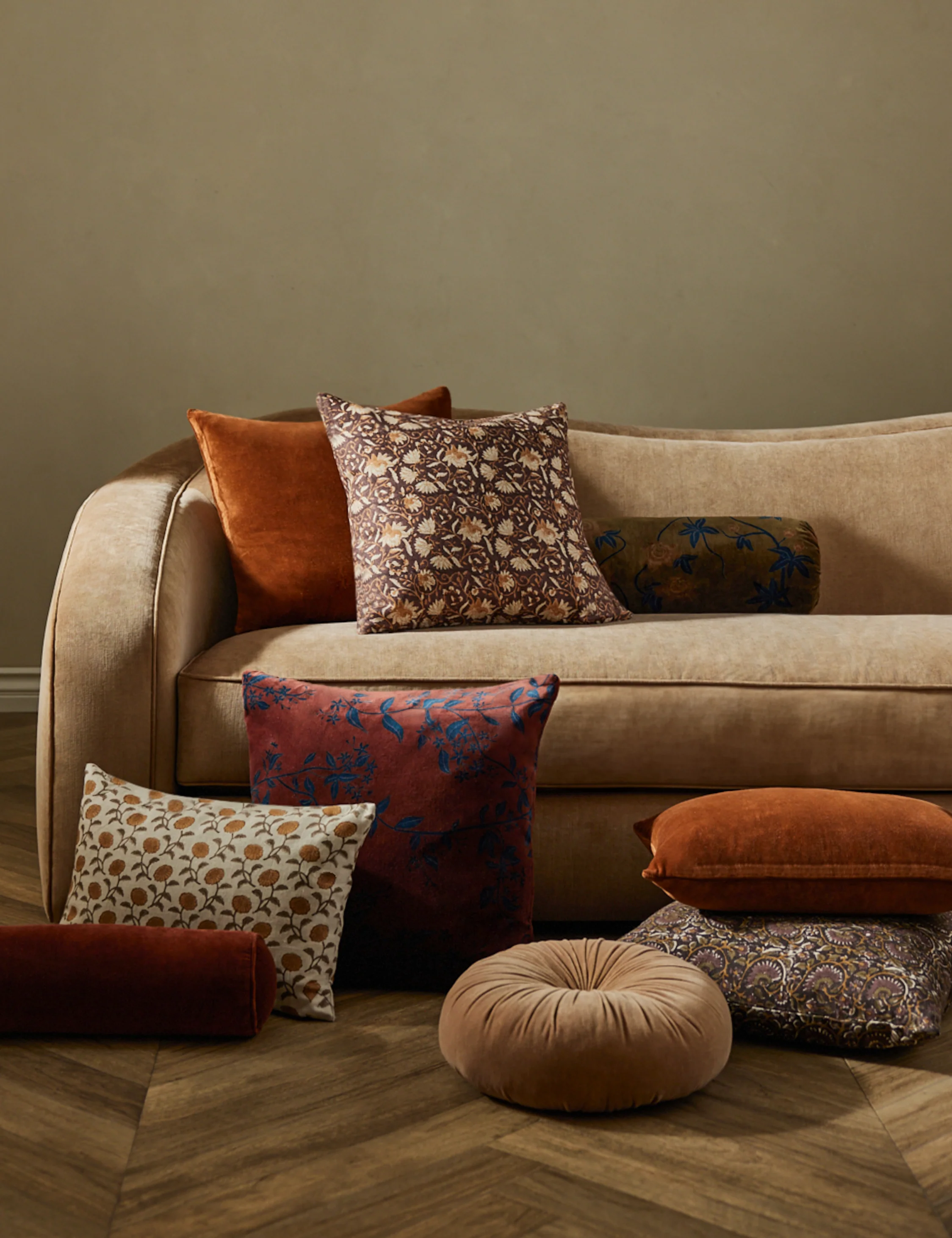 Sacha Linen Pillow - Image 7