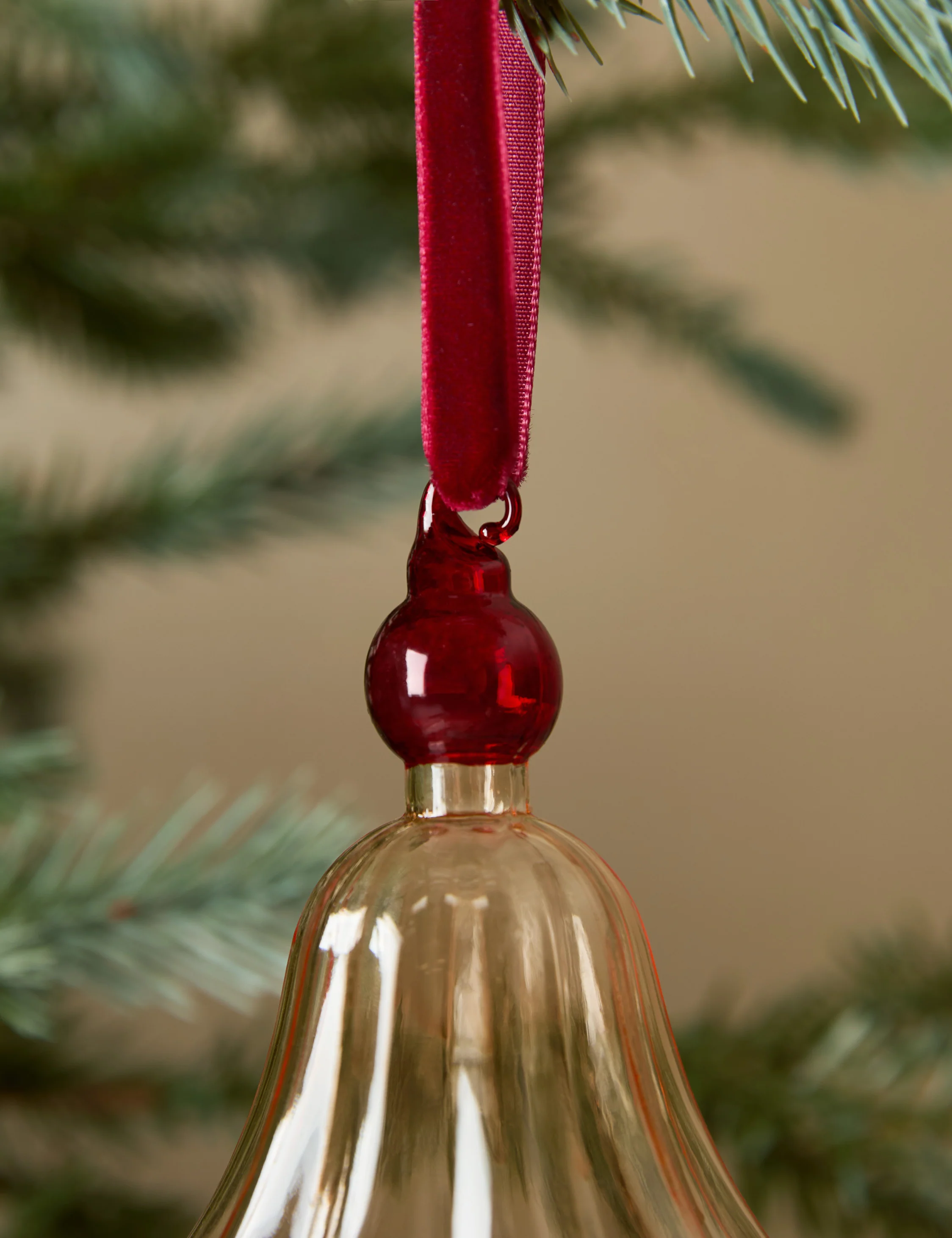 Suzu Glass Ornament - Image 2