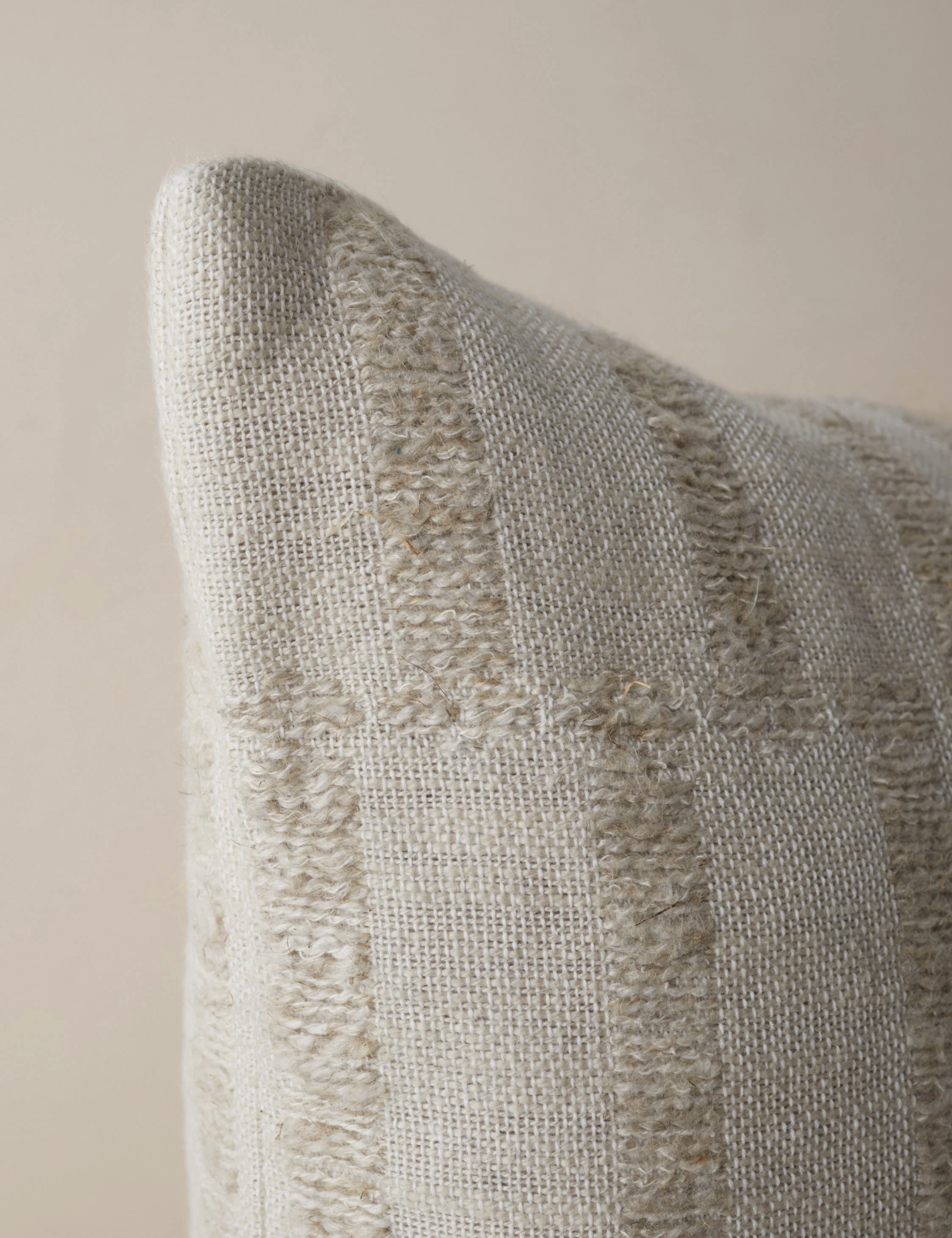 Thisbe Pillow - Image 4