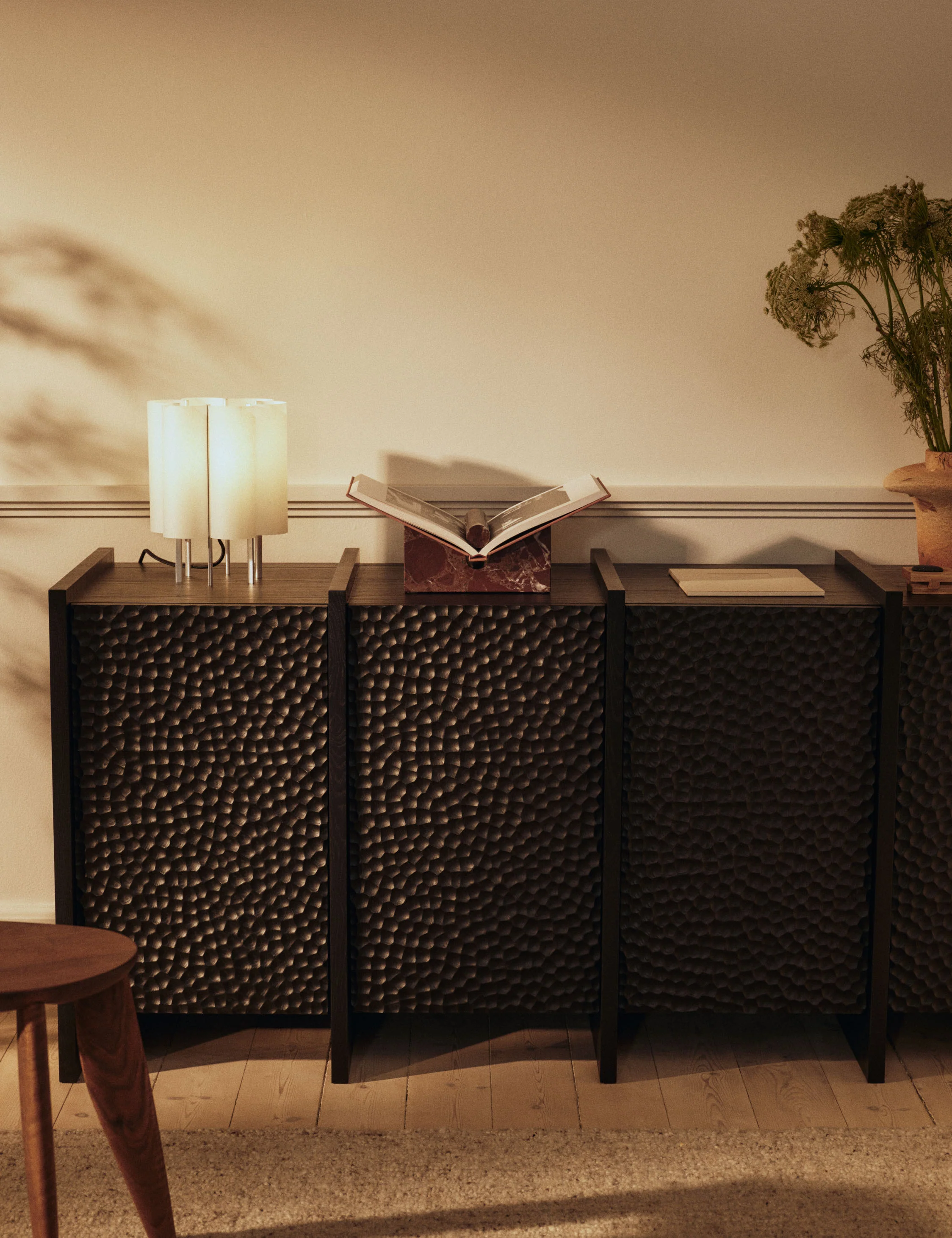 Tvara Book Stand by Ferm Living - Image 3