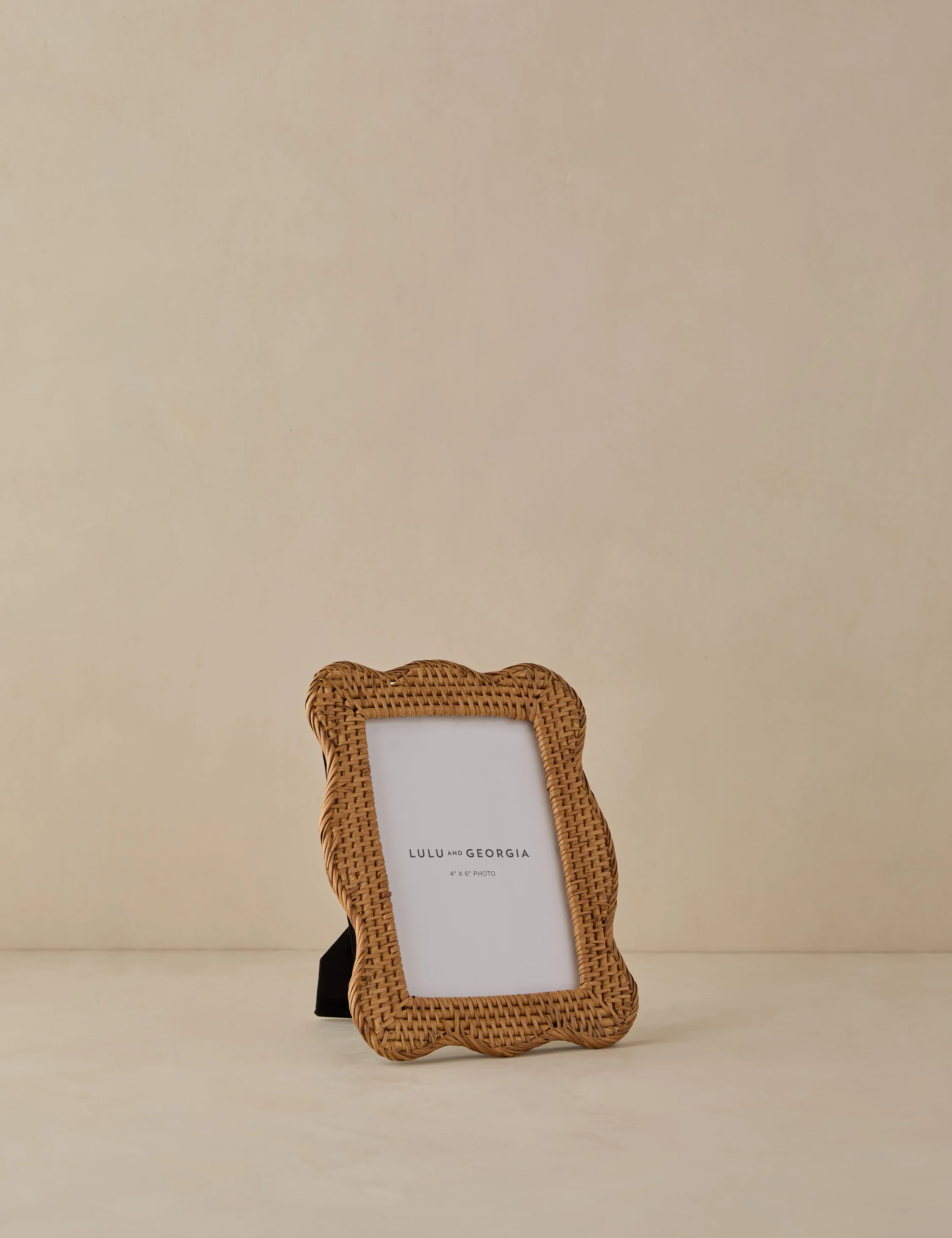 Tyna Rattan Picture Frame - Image 2