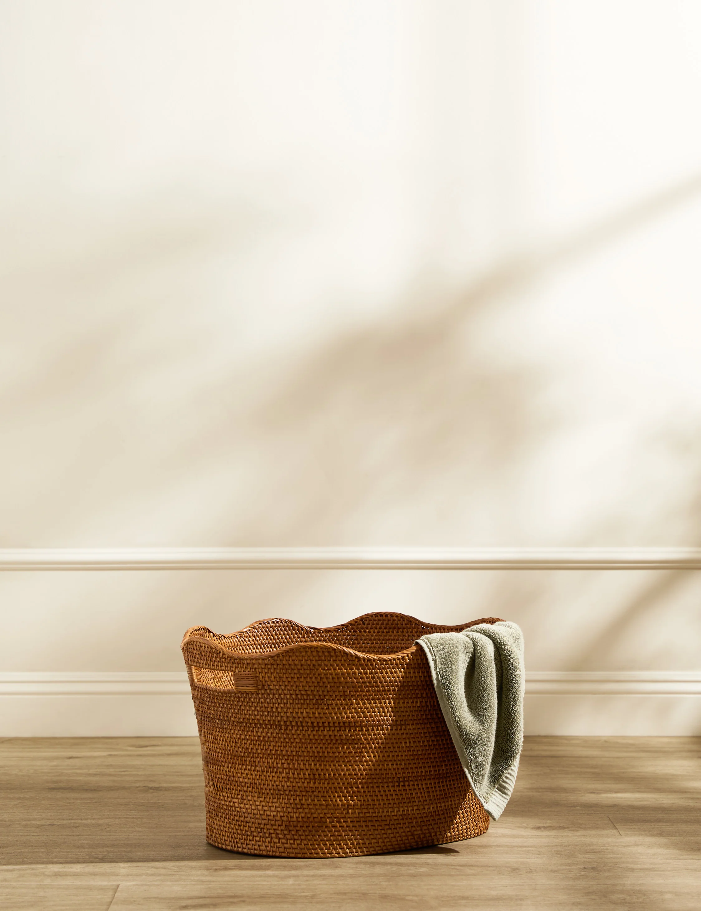 Tyna Rattan Laundry Basket - Image 2