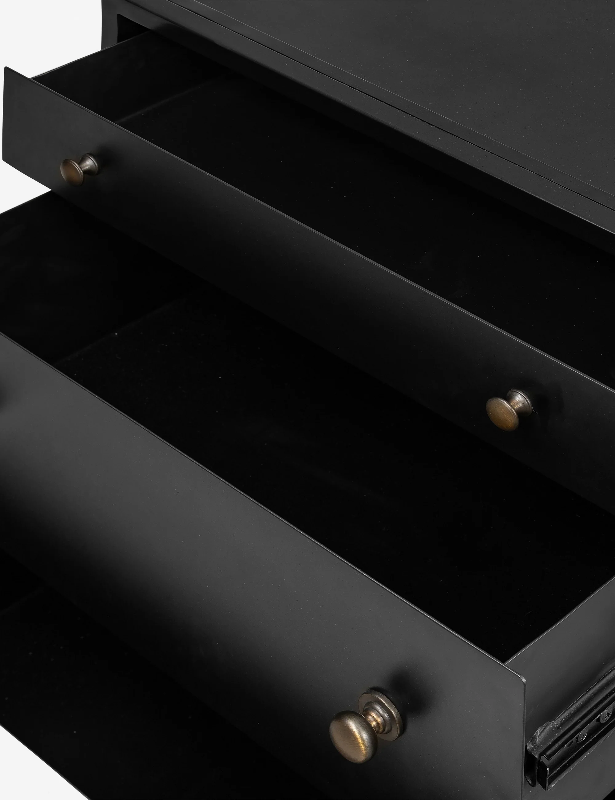 Verruca Nightstand - Image 7