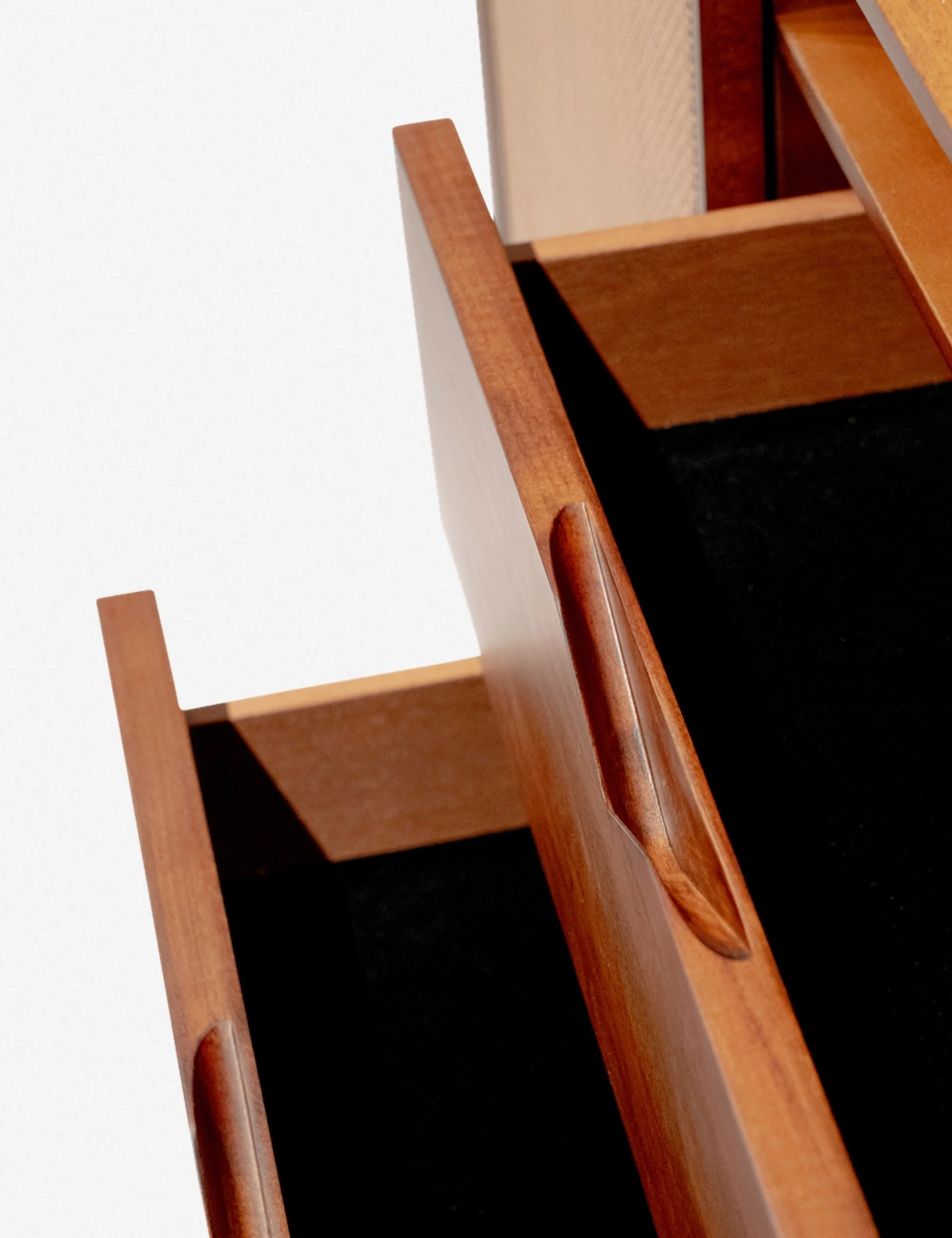 Zennie Sideboard - Image 14